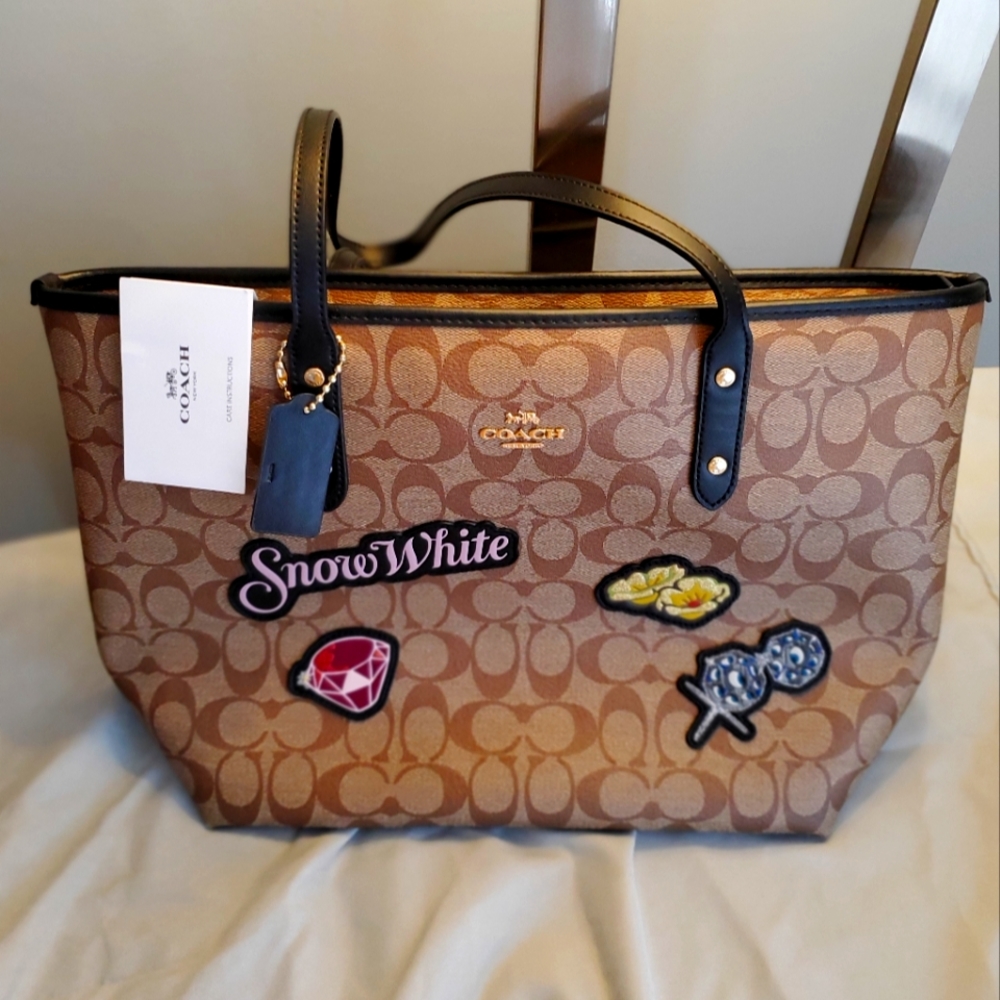 Large coach bags. Disney Snow White